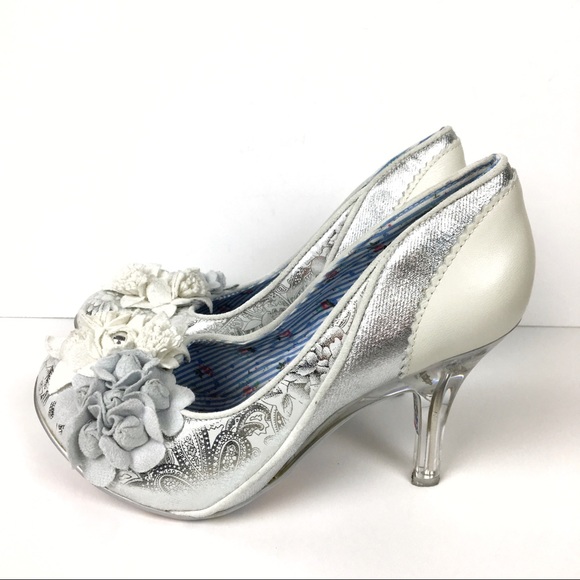 irregular choice size 9